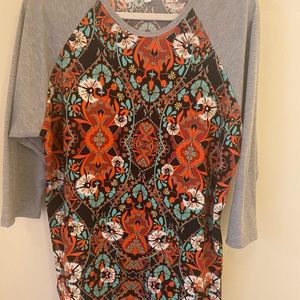 LuLaroe Randy tee